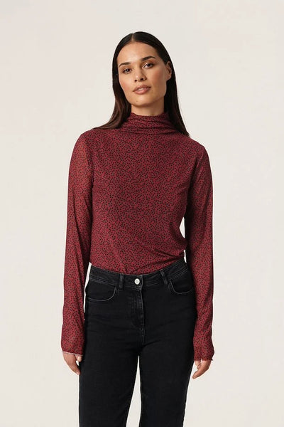 SlAlmira Tee - Colour Options